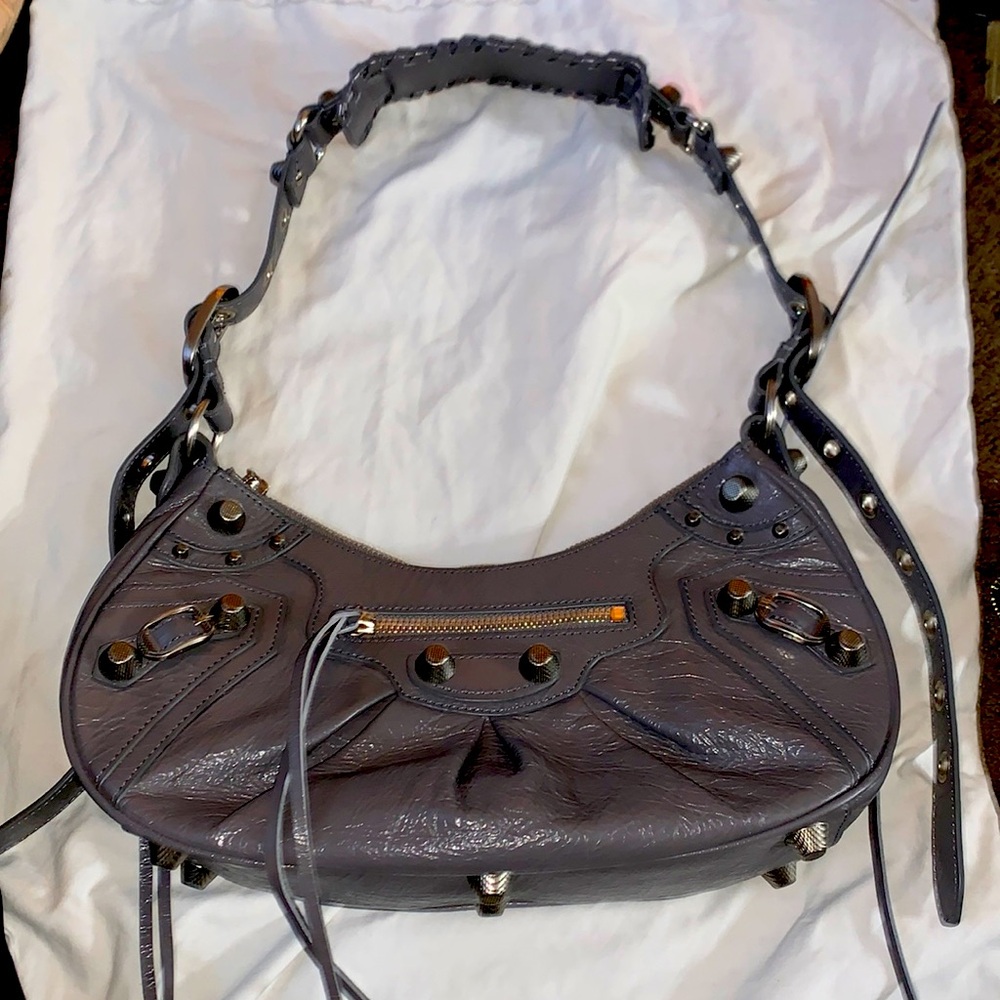Balenciaga Le Cagole Shoulder bag